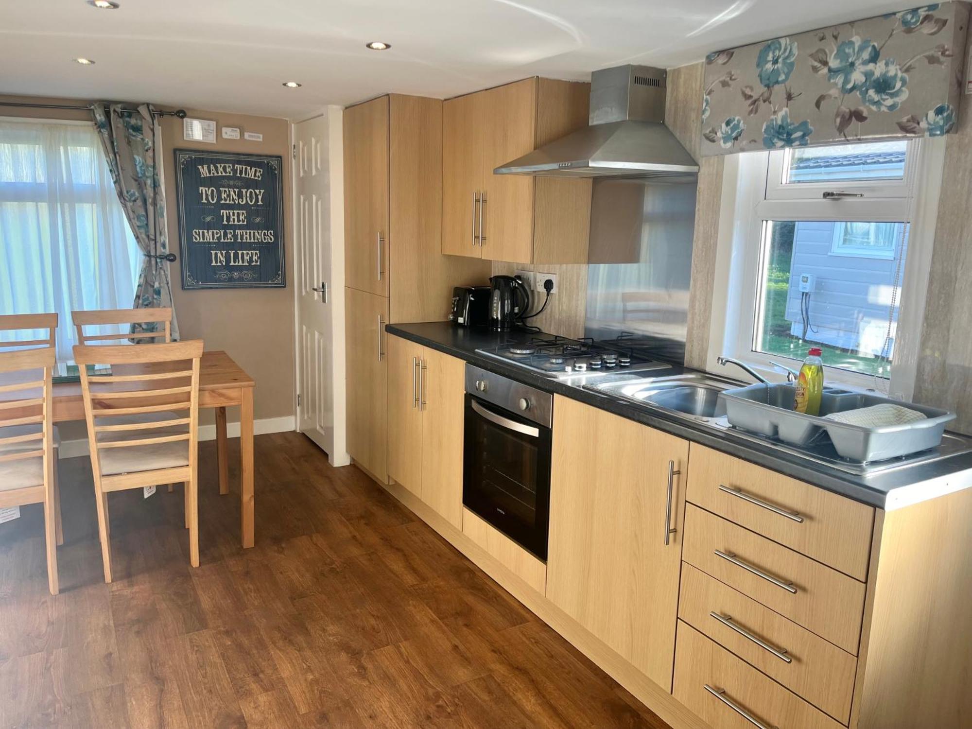2 Bedroom Self-Catering Chalet Steps Eksteriør billede