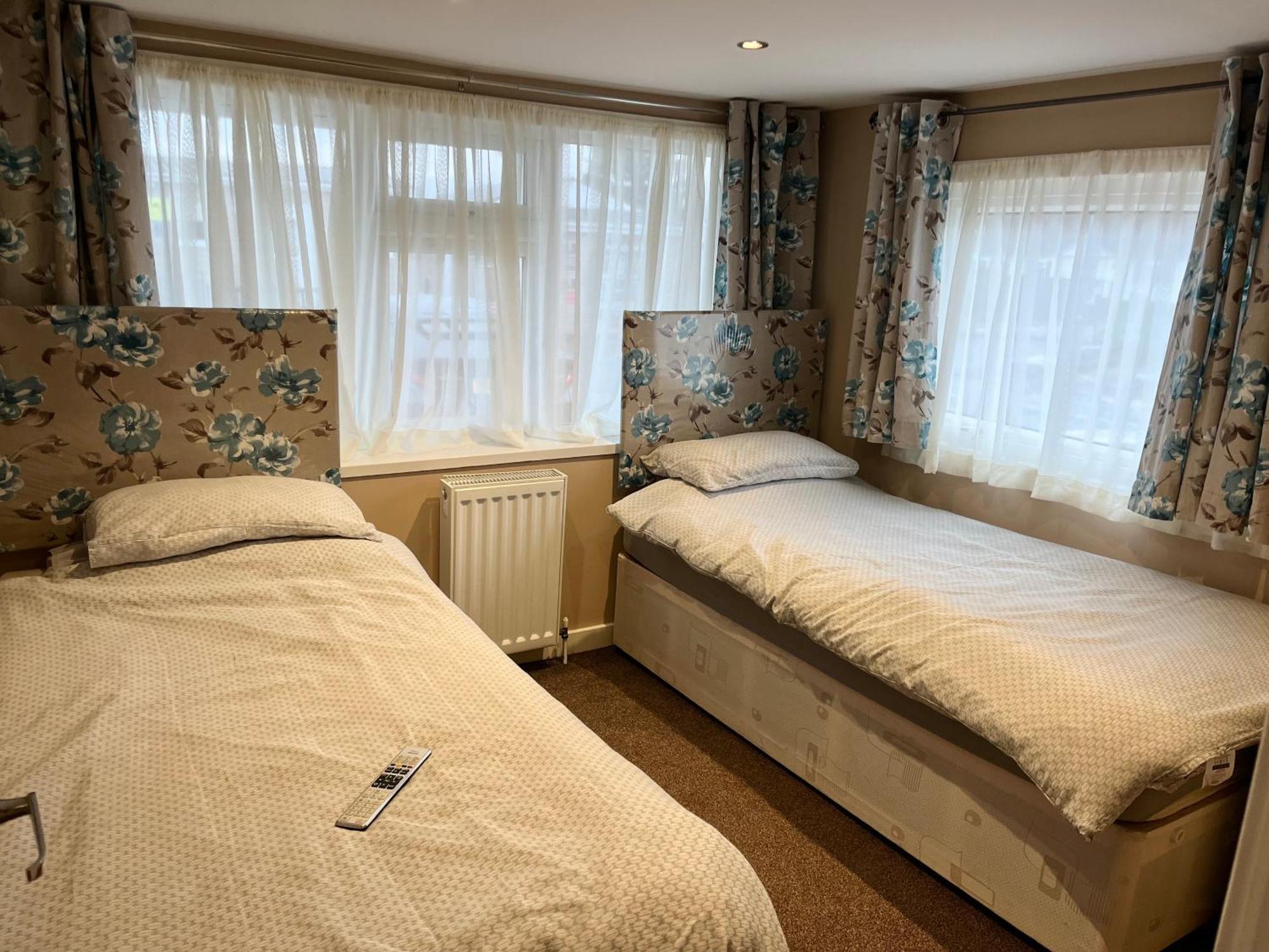 2 Bedroom Self-Catering Chalet Steps Eksteriør billede