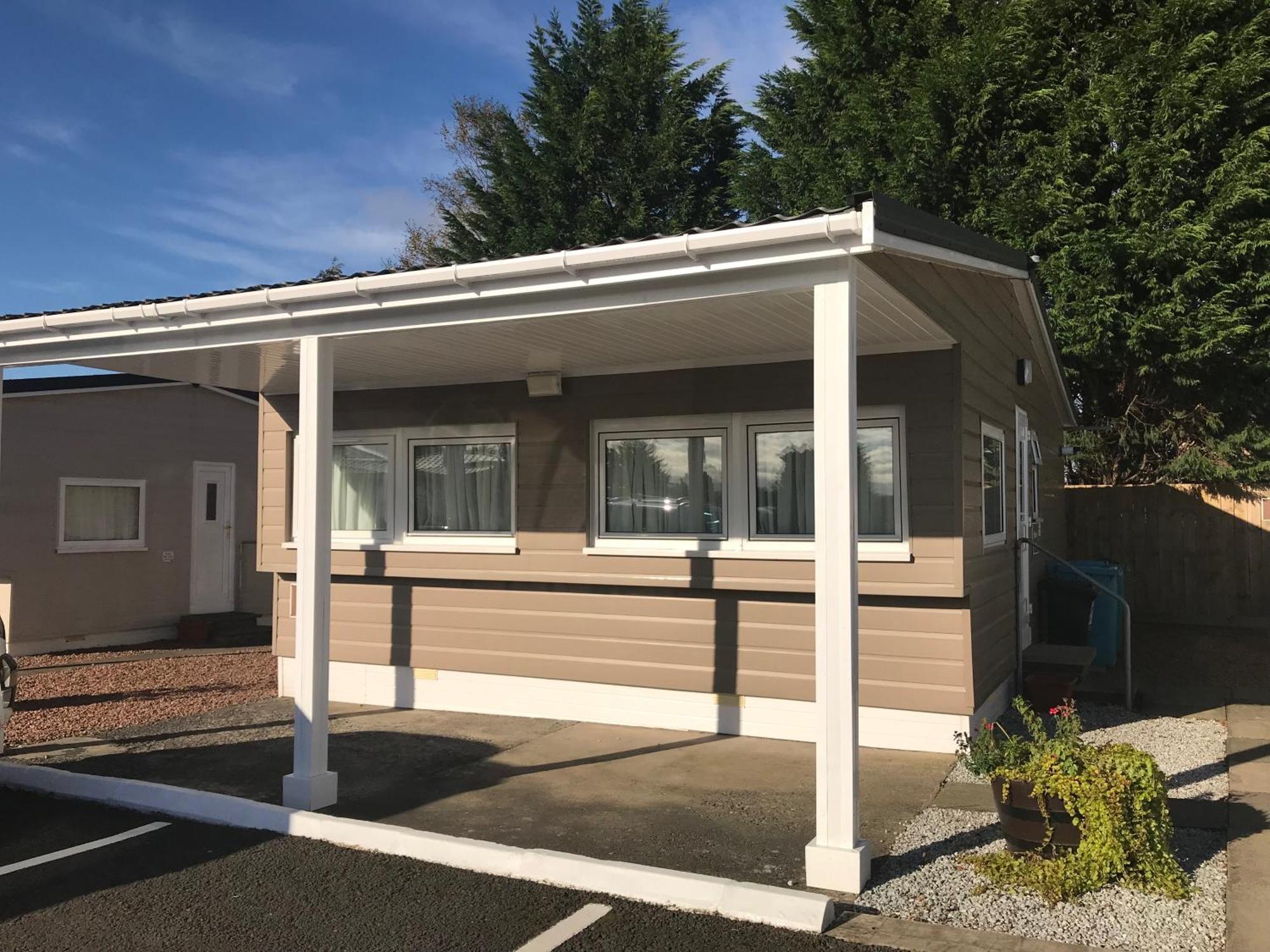 2 Bedroom Self-Catering Chalet Steps Eksteriør billede